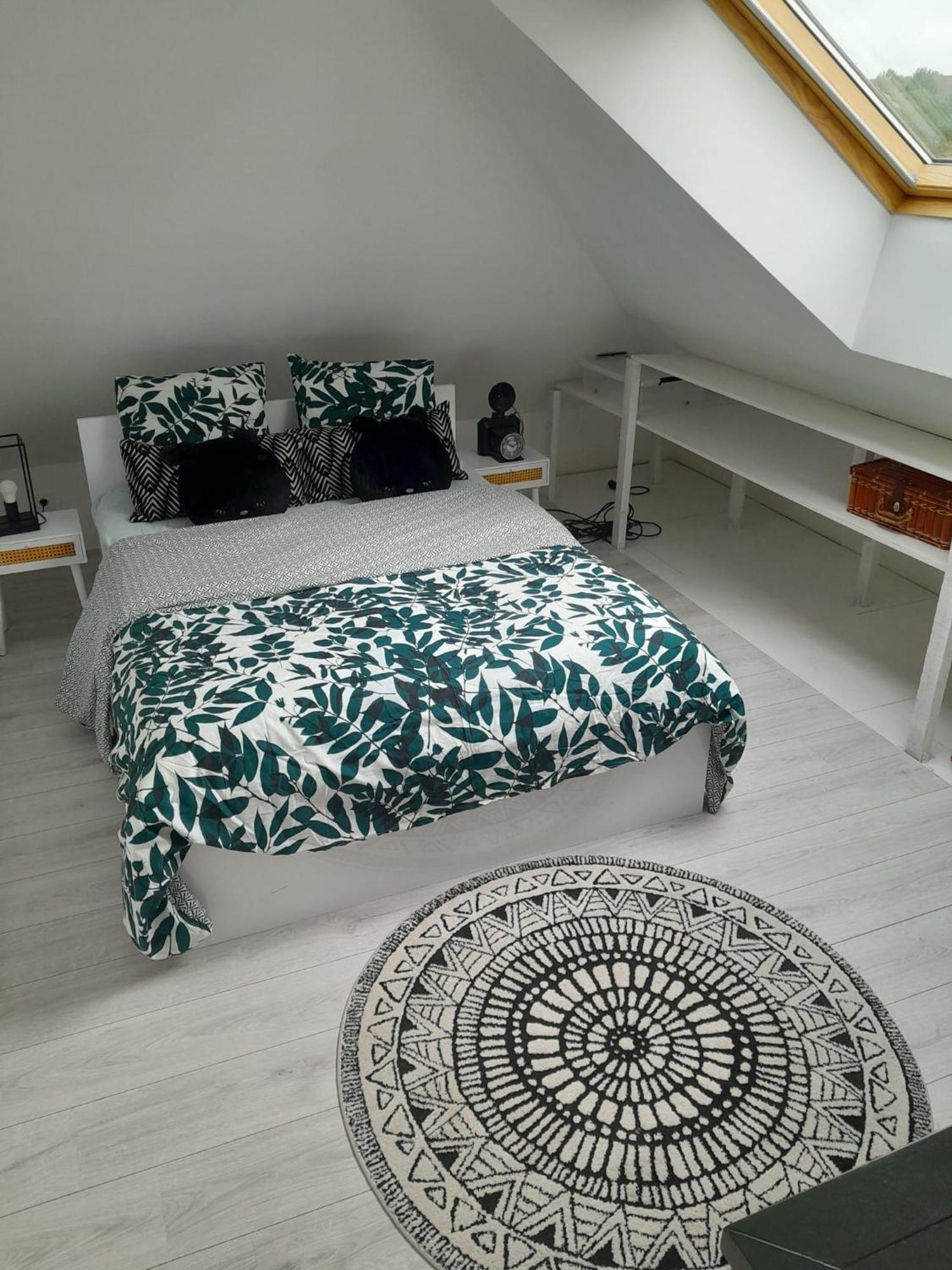 Logement Convivial, Charmant Et Spacieux Сен-Марсель Экстерьер фото